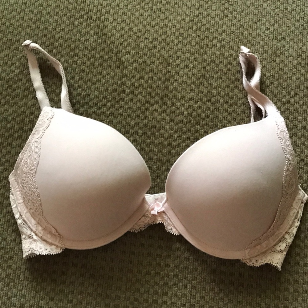 Victoria’s Secret bra